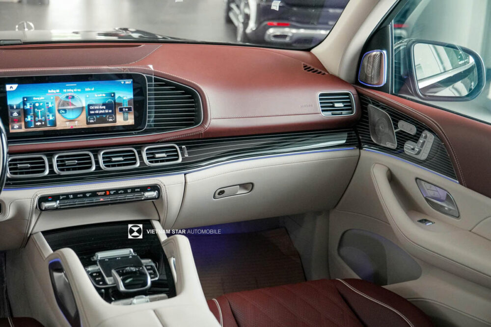 Mercedes-Maybach GLS 600 4Matic Mercedes Maybach GLS 600 4Matic 25
