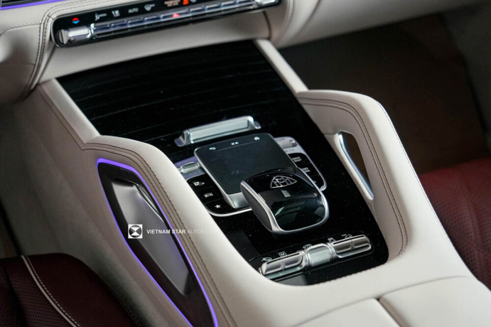 Mercedes-Maybach GLS 600 4Matic Mercedes Maybach GLS 600 4Matic 28