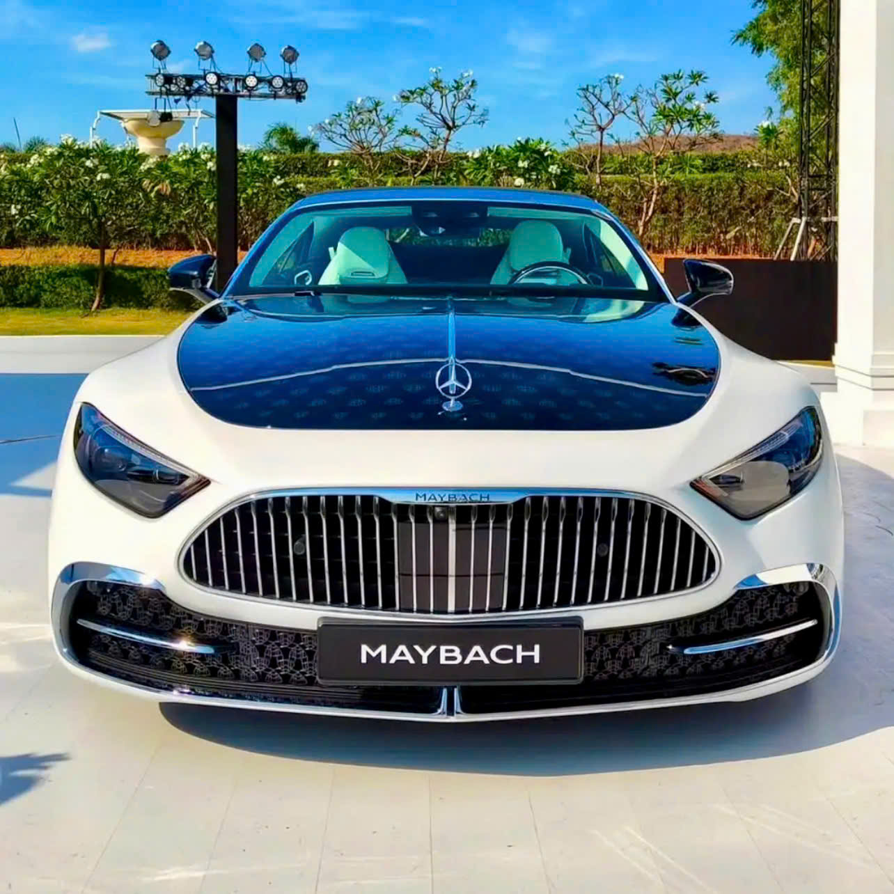 Mercedes-Maybach SL 680