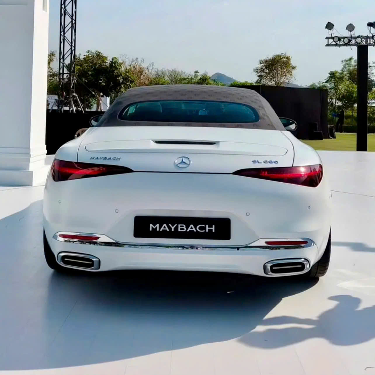 Mercedes-Maybach SL 680