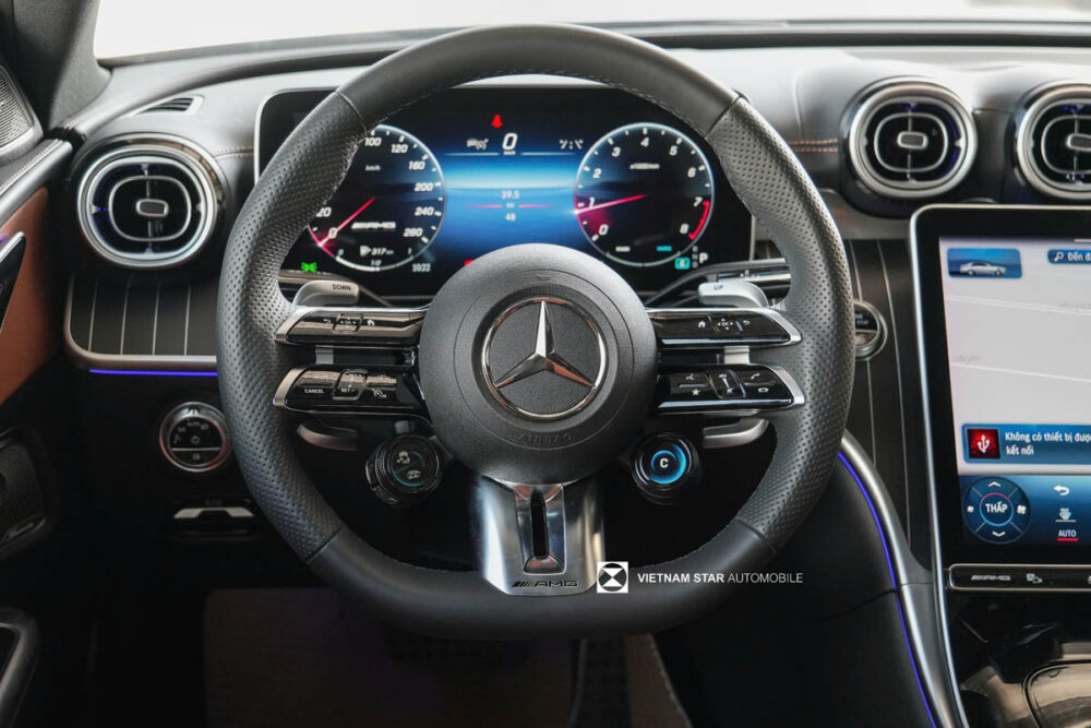 Noi That Mercedes AMG C43 16
