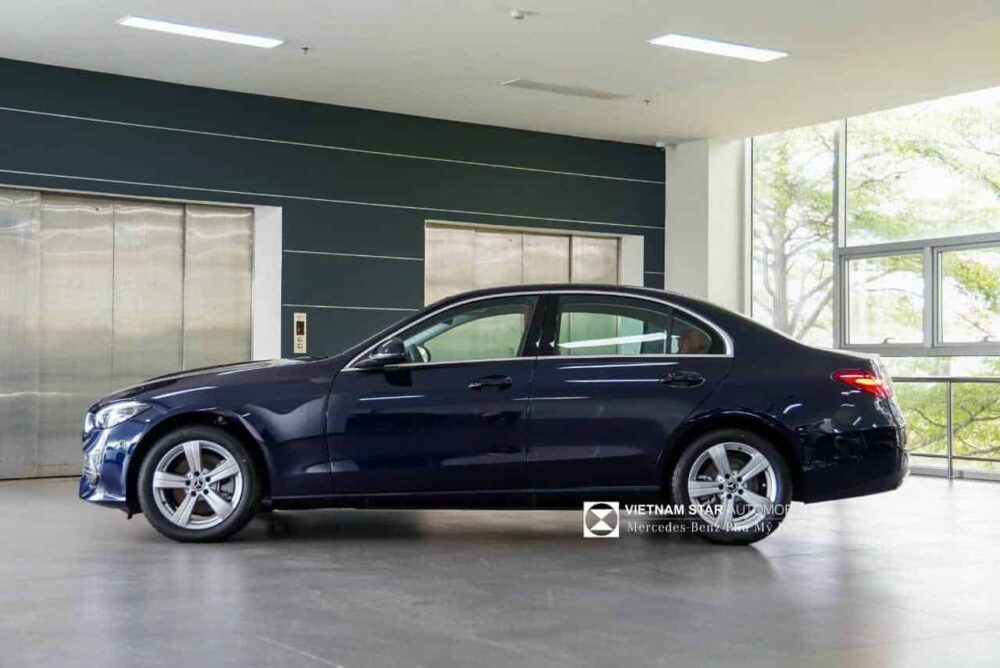 Xe Cu Mercedes C200 gia bao nhieu 4