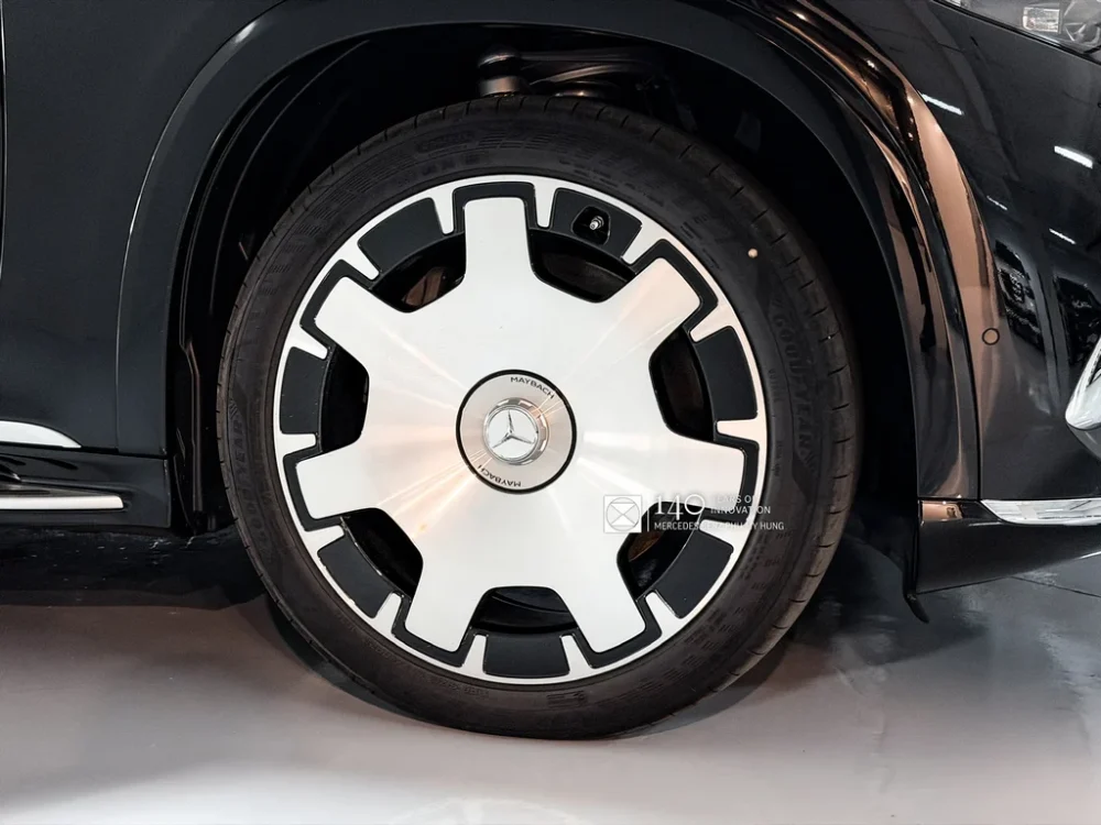 Mercedes-Maybach EQS 680 SUV 4Matic