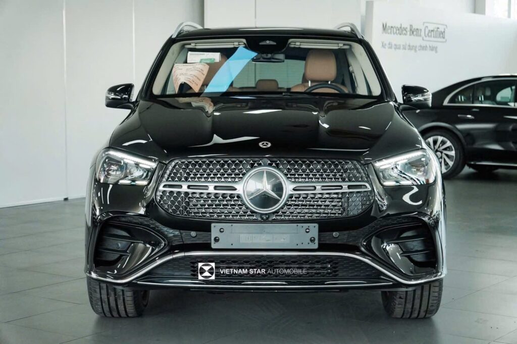 Mercedes GLE 400 Màu Đen