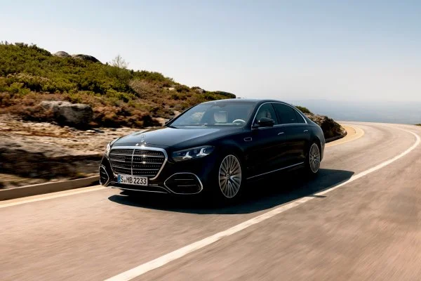 Mercedes 5 Chỗ Giá Bao Nhiêu? Bảng Giá Mới Nhất 2026 Tại Quận 7 Mercedes 5 Chỗ Giá Bao Nhiêu