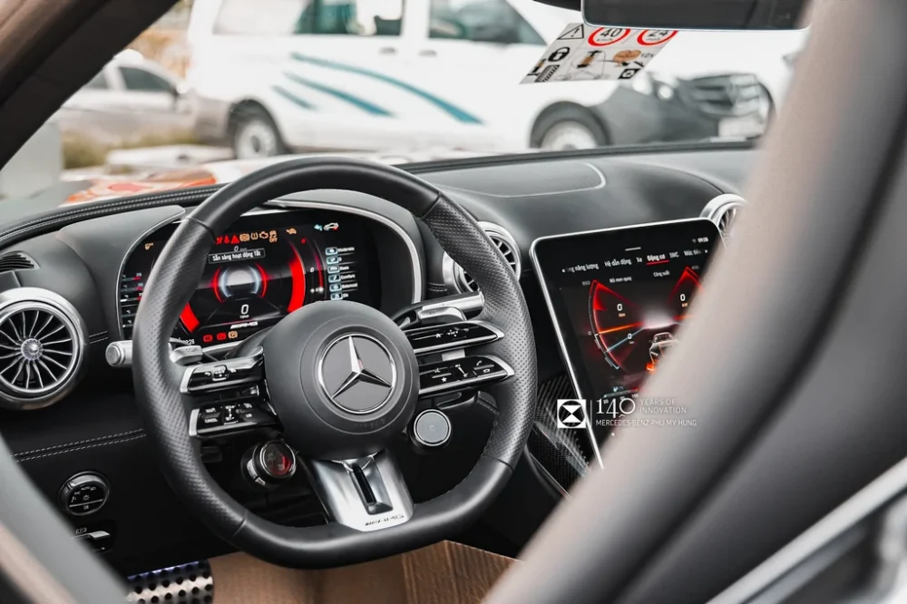 Mercedes-AMG SL 63 S E Performance